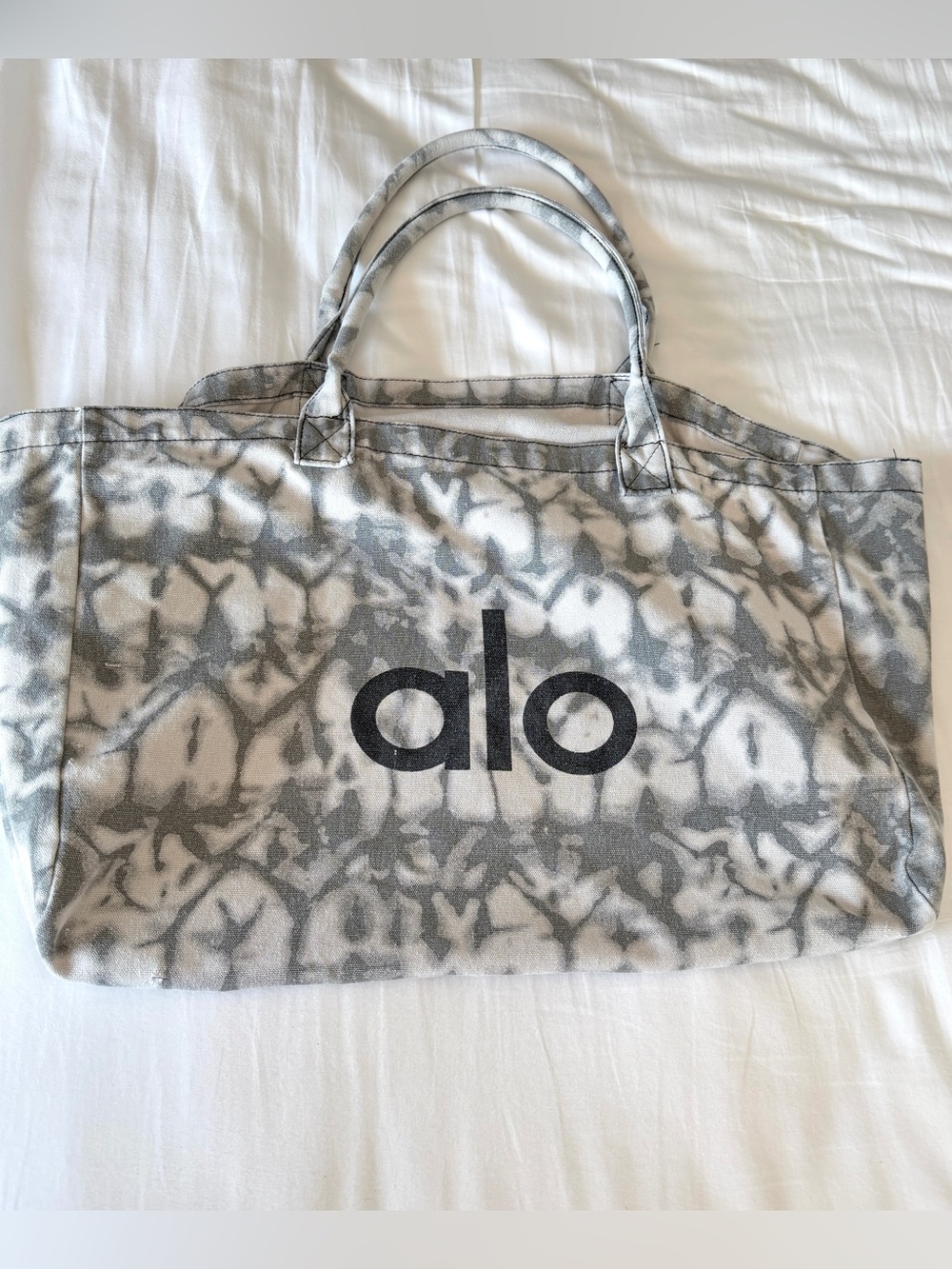 Alo Classic Tie Dye Shopping Tote Bag